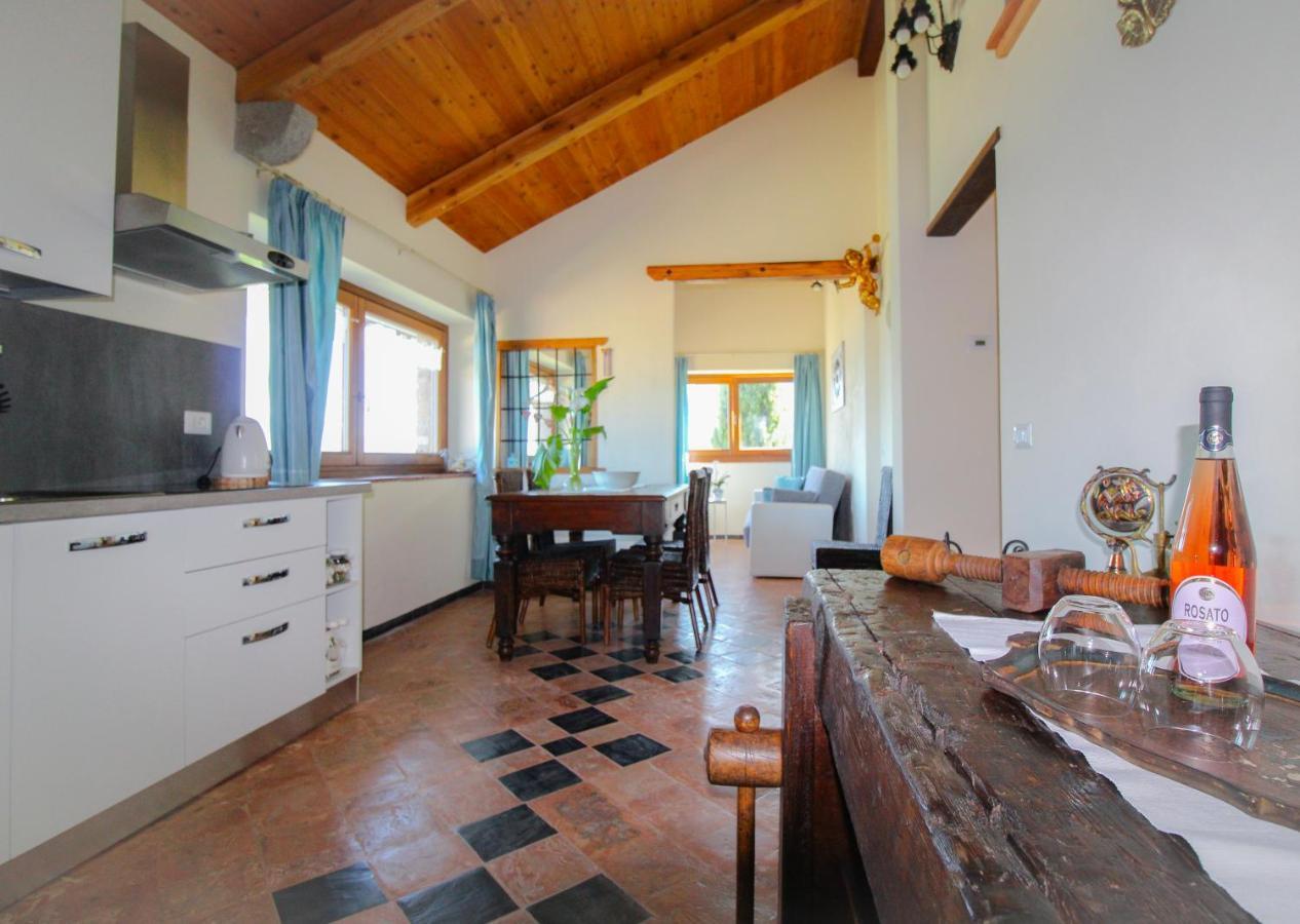 Residenza Castellum Διαμέρισμα Stazzona Εξωτερικό φωτογραφία